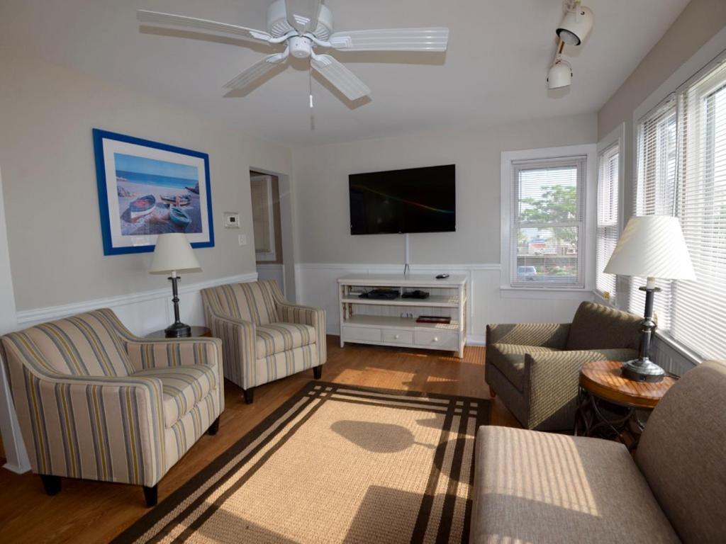Surf Club Oceanfront Hotel 杜威海滩 外观 照片